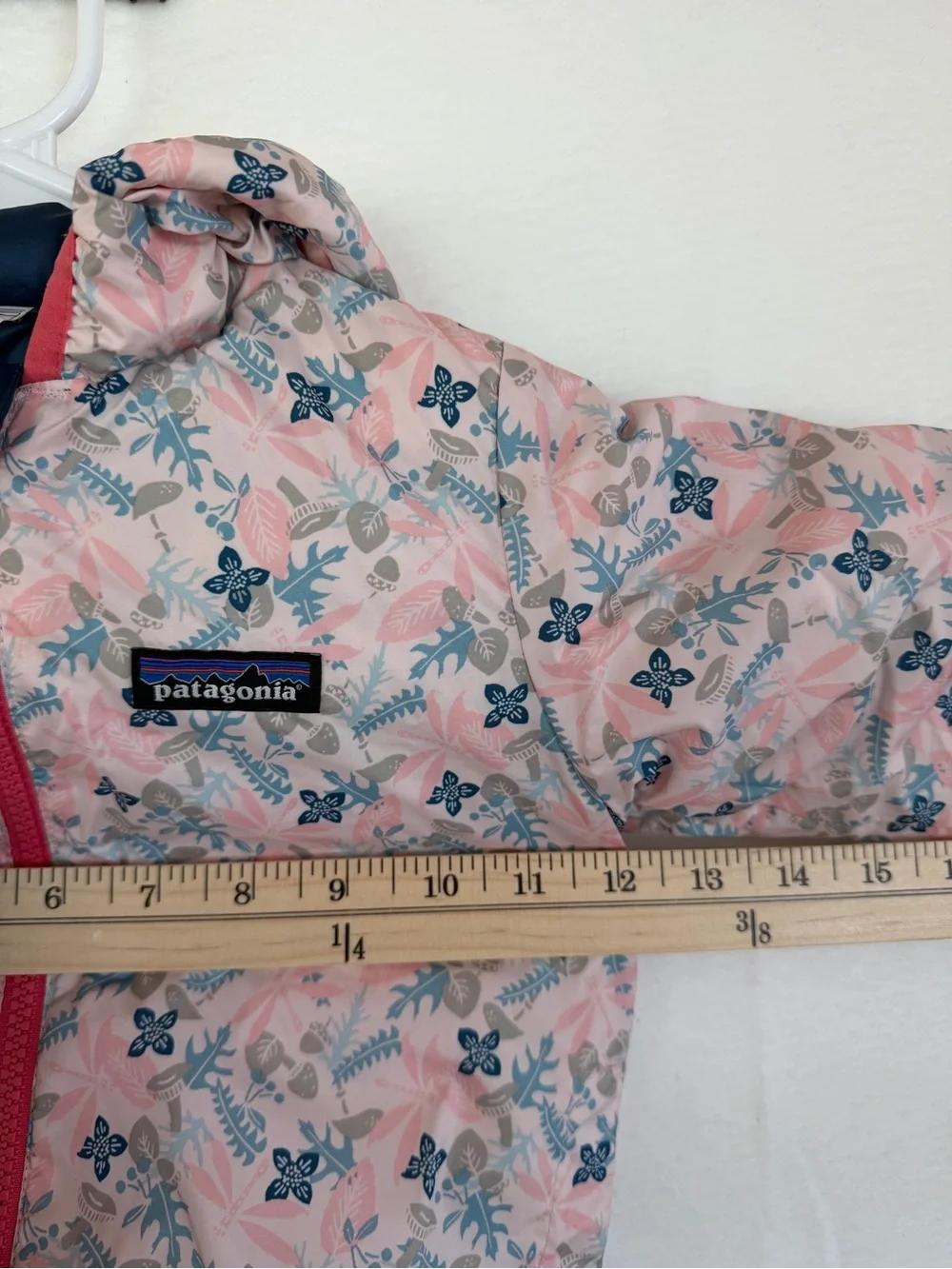 Patagonia Reversible toddler sweater hoody Puffer Jacket